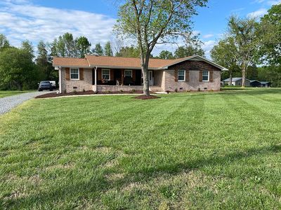 249 Old Embler Rd, Thomasville, NC, 27360
