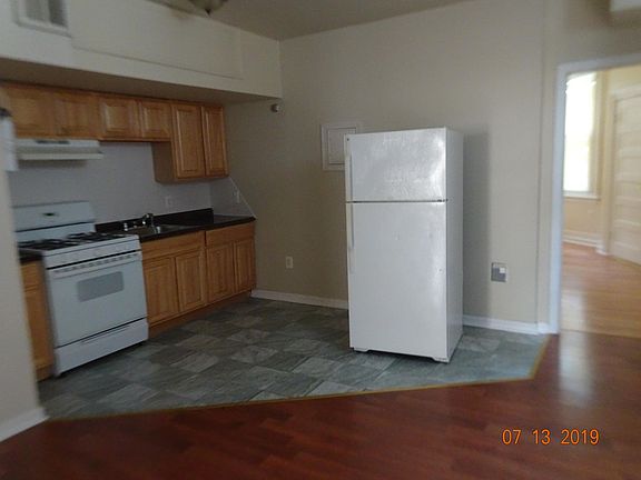 2nd image of 123 W Mount Pleasant Ave #B