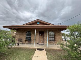 106 Los Sauces St, Eagle Pass, TX 78852