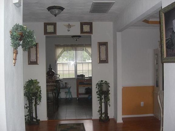 5th image of 5114 Hampshire Ave