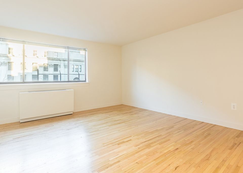 2nd image of 309 W 30th St APT 6B