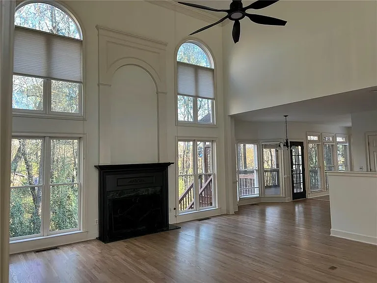 4782 Ellington Ct — Photo 7