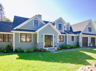 61 Grove St, Winchester, MA 01890