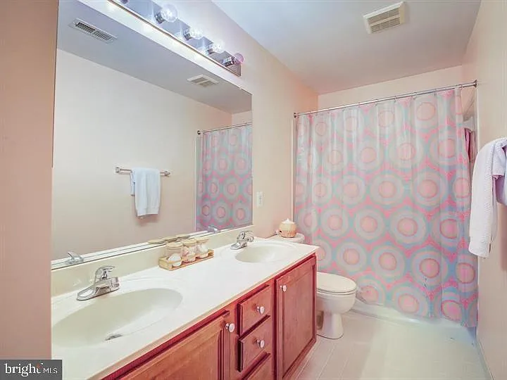 5 Regal Ct — Photo 19