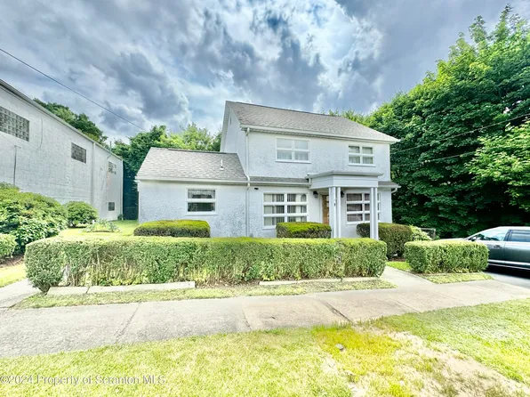 902 E Elm St, Scranton, PA 18505