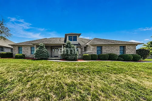 1121 New Harmony Dr Photo 1