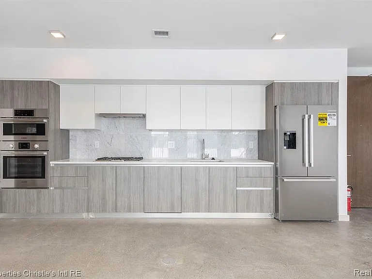 1454 Townsend #26 — Photo 7