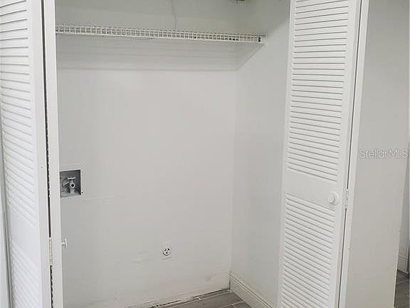 4th image of 5146 Tennis Court Cir