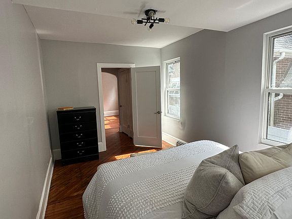 5th image of 157 Greeley Ave #3