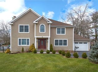 282 N Ridge St, Port Chester, NY 10573