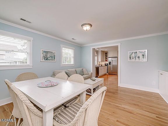 5th image of 3300 Evans Street
