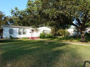 856 Zunker St, Seguin, TX 78155