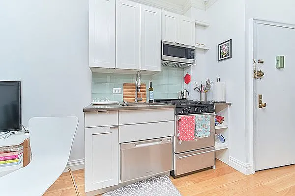 Rented by Living New York | media 12