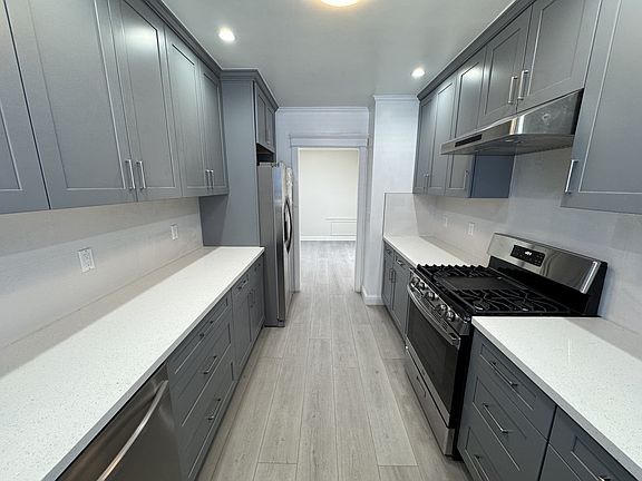 2nd image of 292 Hillside Blvd
