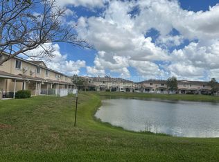 5954 Royal Way, Fort Lauderdale, FL 33321