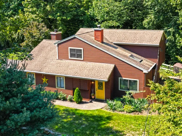 18 Quail Trail, Trumbull, CT 06611