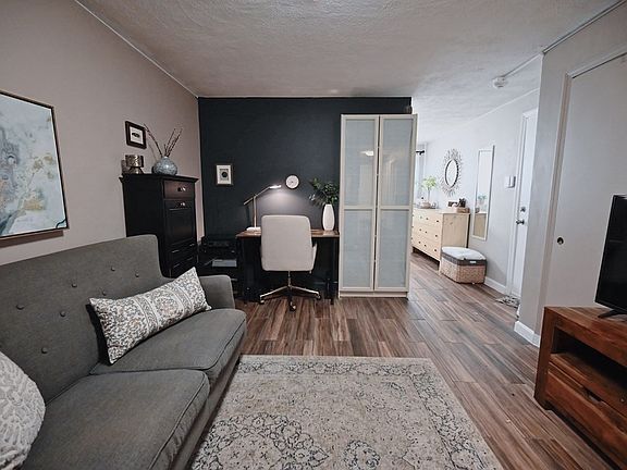 2nd image of 880 Broadway APT 1