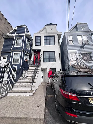316 2nd St #B Photo 1 316 2nd St #B Photo 1