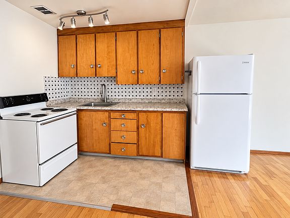 2nd image of 4411 Corliss Ave N APT 1
