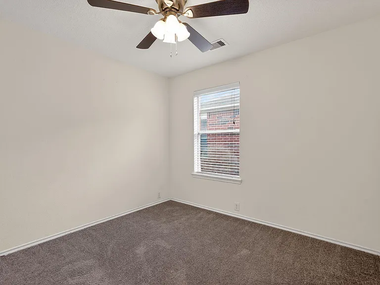 20114 Larkspur Lndg — Photo 16
