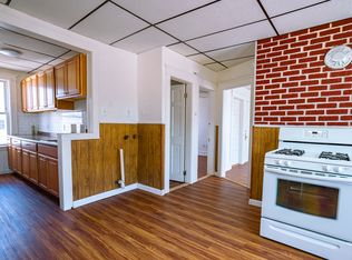 32 Granite St APT 2, Worcester, MA 01604