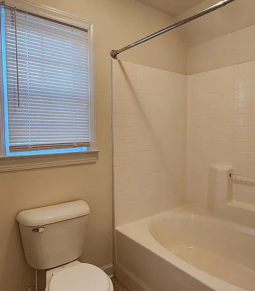 302 Savannah Dr — Photo 28