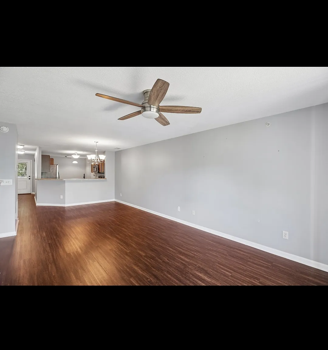 2049 Timberwyck Ln — Photo 3