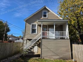 4838 Walsh Avenue, Rear House Apt