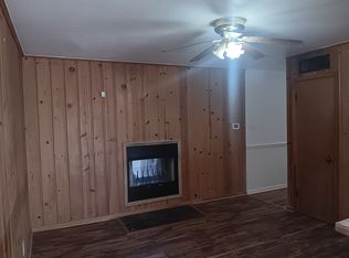 2216 Ridgeview St, Fort Worth, TX 76119