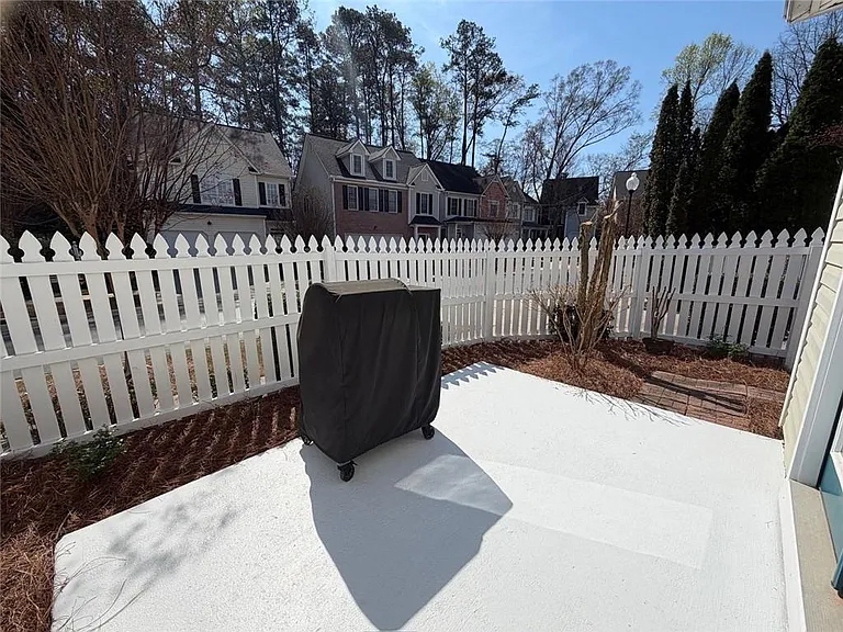 2332 Trellis Ln SE — Photo 18