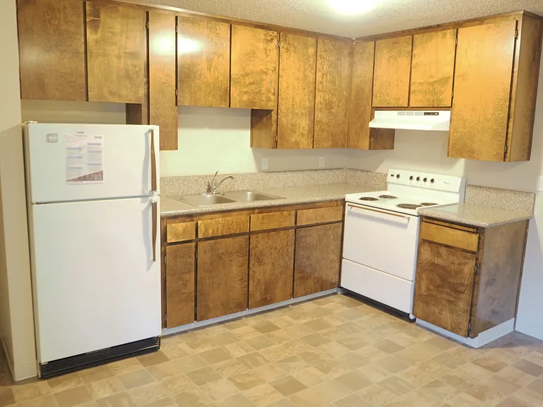 2615 NW Harrison Blvd — Photo 7
