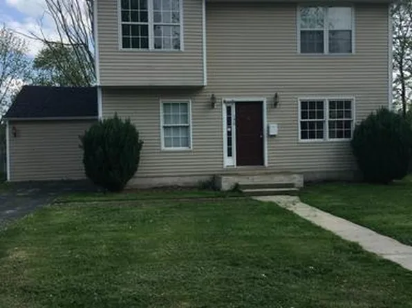 140 Wesley St, Elkton, MD 21921