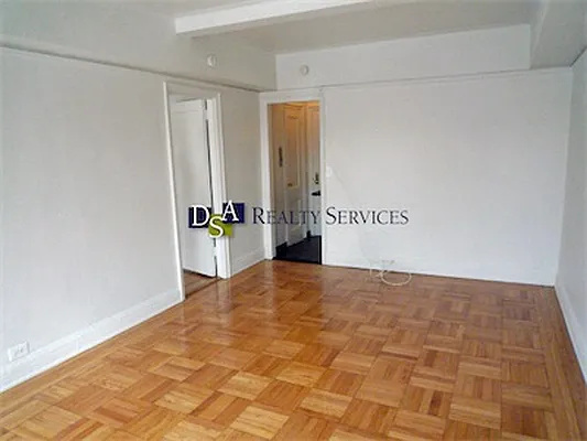 Rented by DSA Realty | media 26