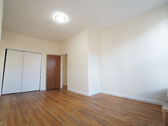 4th image of 610 5th Ave #2D
