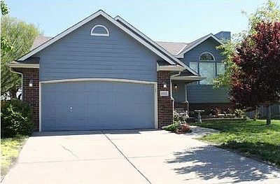 1st image of 1515 W Basswood Dr