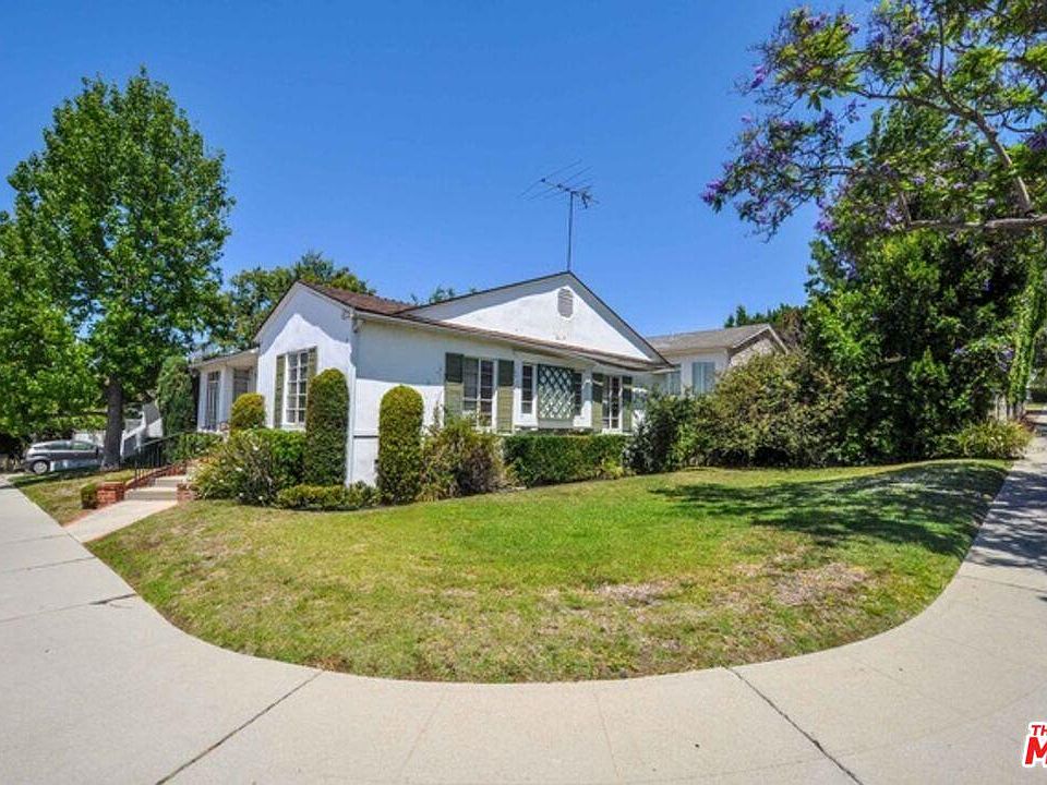 1st image of 9601 Cashio St