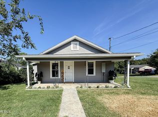 1415 Saint Louis St, Johnson City, TN 37601
