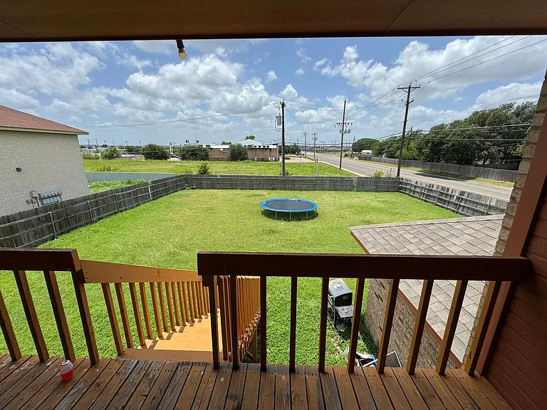 5702 Greengate Dr — Photo 65