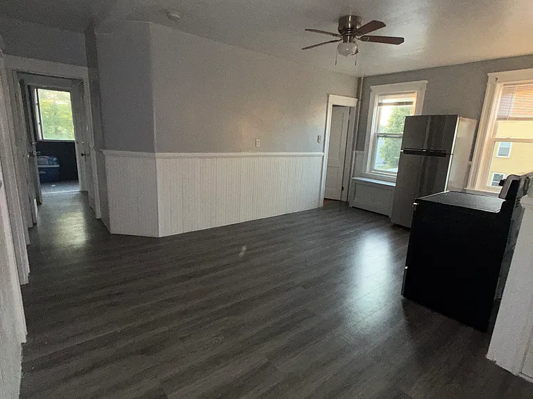 42 Lincoln St #2 — Photo 5