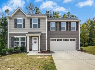 358 Fieldspar Ln, Clayton, NC 27520