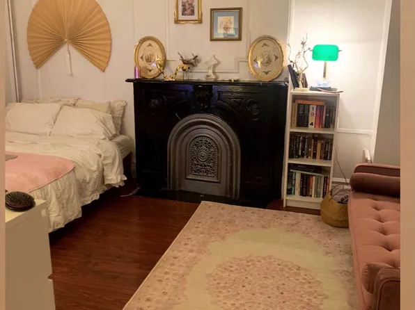 1545 Pacific Street image 2 of 9