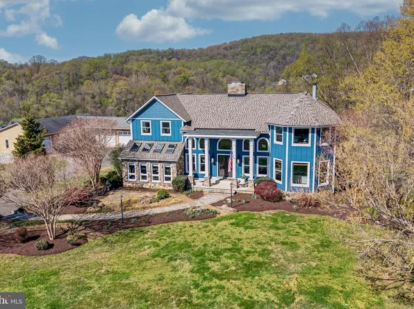 11597 Leeds Chapel Ln, Markham, VA 22643