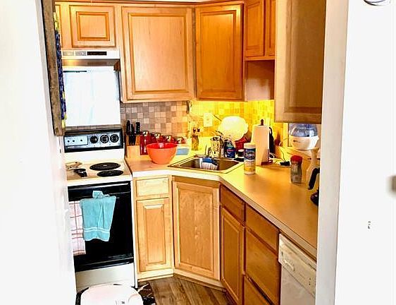 3rd image of 51284 Johns Dr