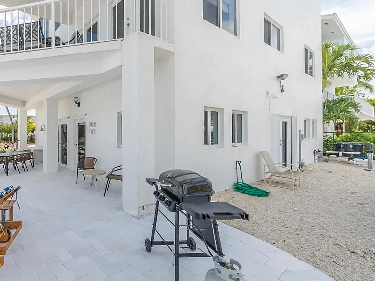 601 Cuda Ln — Photo 30