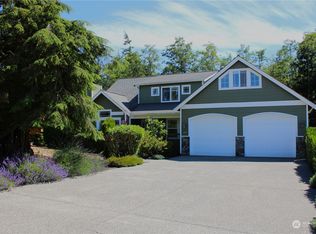 343 Alta Via Dr, Camano Island, WA