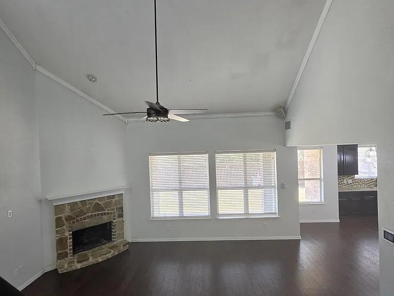 1320 Wheatear Dr — Photo 8