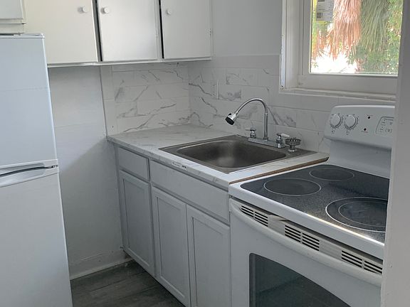 2nd image of 705 N Wild Olive Ave APT 5