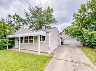 17209 Palda Dr, Cleveland, OH 44128