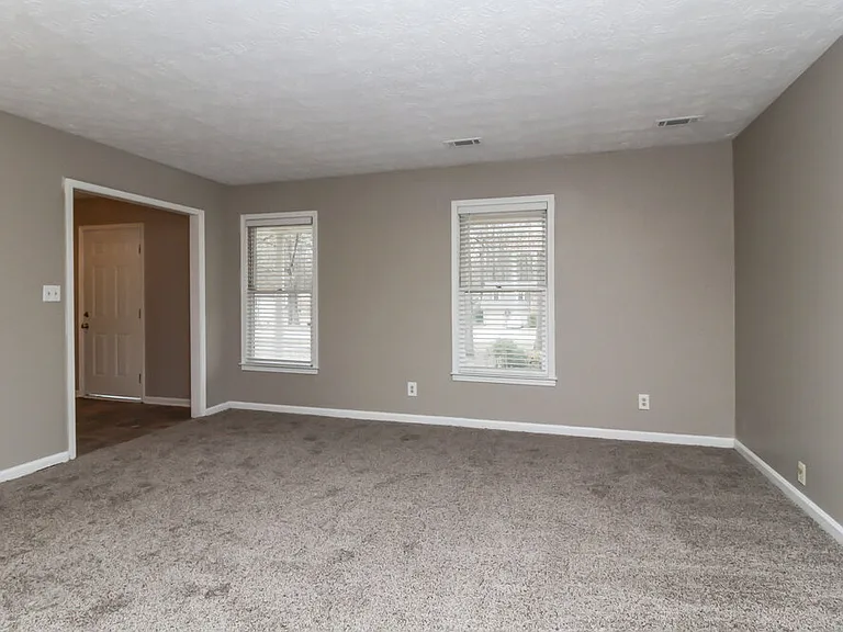 505 Planceer Pl — Photo 2