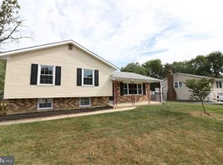 273 Oakfield Dr, Newark, DE 19713